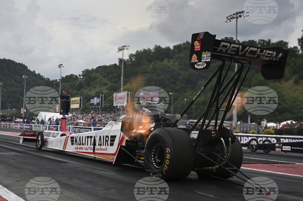 NHRA Auto Racing
