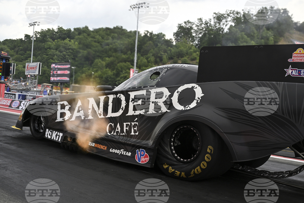 NHRA Auto Racing
