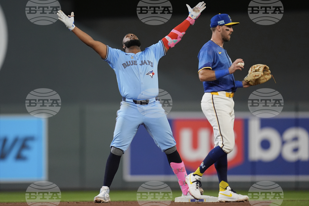 Blue Jays Twins Baseball
