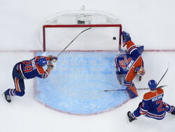 APTOPIX Stanley Cup Panthers Oilers Hockey