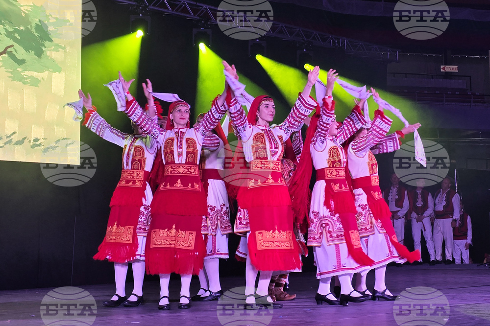 Франция - „На мегдана на другата България“ - пътуващ събор - галаспектакъл