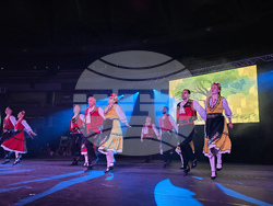 Франция - „На мегдана на другата България“ - пътуващ събор - галаспектакъл