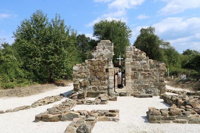 Експерти на Европейската комисия и МРРБ посетиха проекти, изпълнени по Програма Interreg – ИПП България – Сърбия в Правец и Ботевград