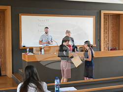 С изпит по математика завършва втората кандидат-студентска сесия на Софийския университет за учебната 2025/2026 година