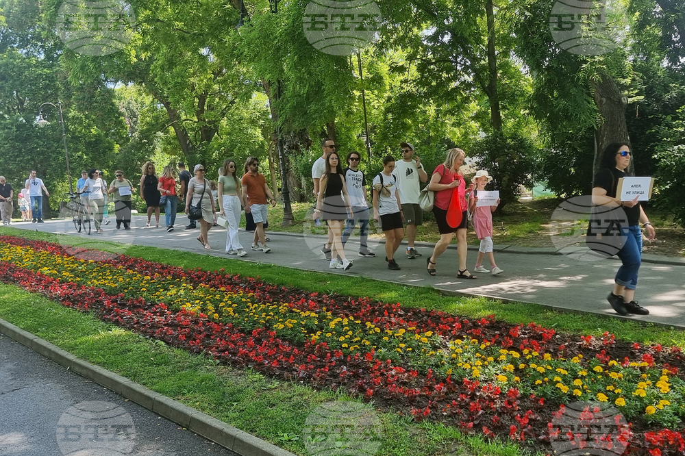 Варна - Морска градина - шествие-пратест