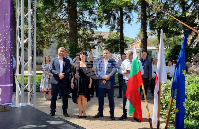 В Омуртаг честват Ден на общината и годишнината от полета на космонавта Александър Александров