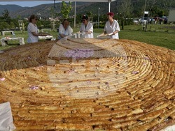 Казанлък - баница с рози