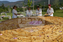 Казанлък - баница с рози