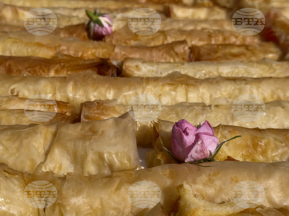 Казанлък - баница с рози