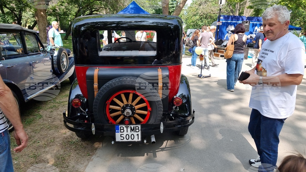 Русе - автомобили - мотоциклети - ретро парад