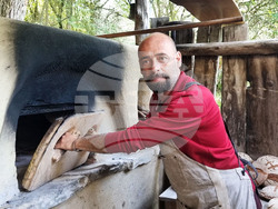 Село Еремия - екологични храни - базар