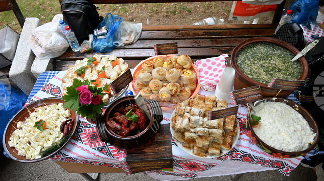 Читалища от община Монтана ще покажат типични за района песни, танци, обичаи и ястия на празнична вечер 