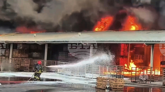 Русия съобщи, че е унищожила 113 украински дрона; пламнал е петролен резервоар