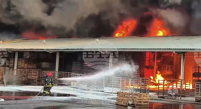 Русия съобщи, че е унищожила 113 украински дрона; пламнал е петролен резервоар