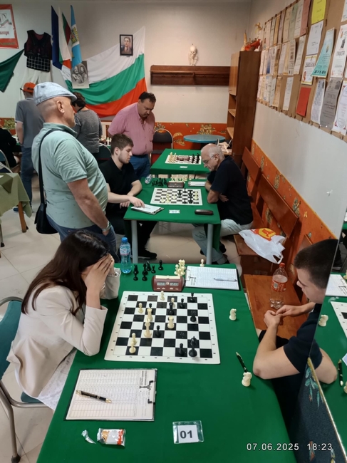 Шахматен клуб “Спартак”: Шахфестивал „Първи уикенд” за 30-и пореден месец в Пловдив