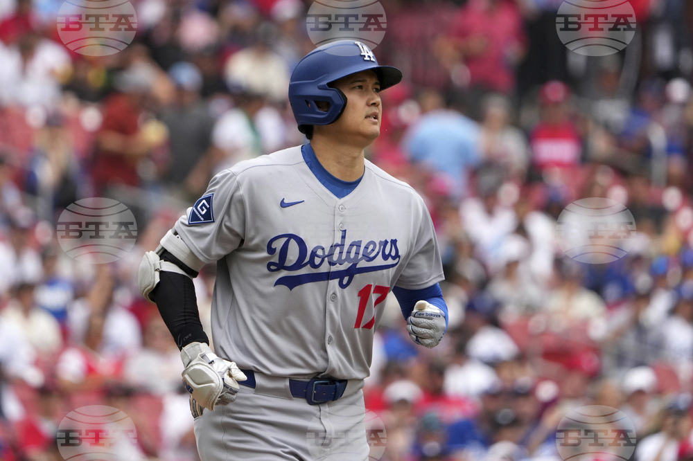 Dodgers Cardinals Baseball