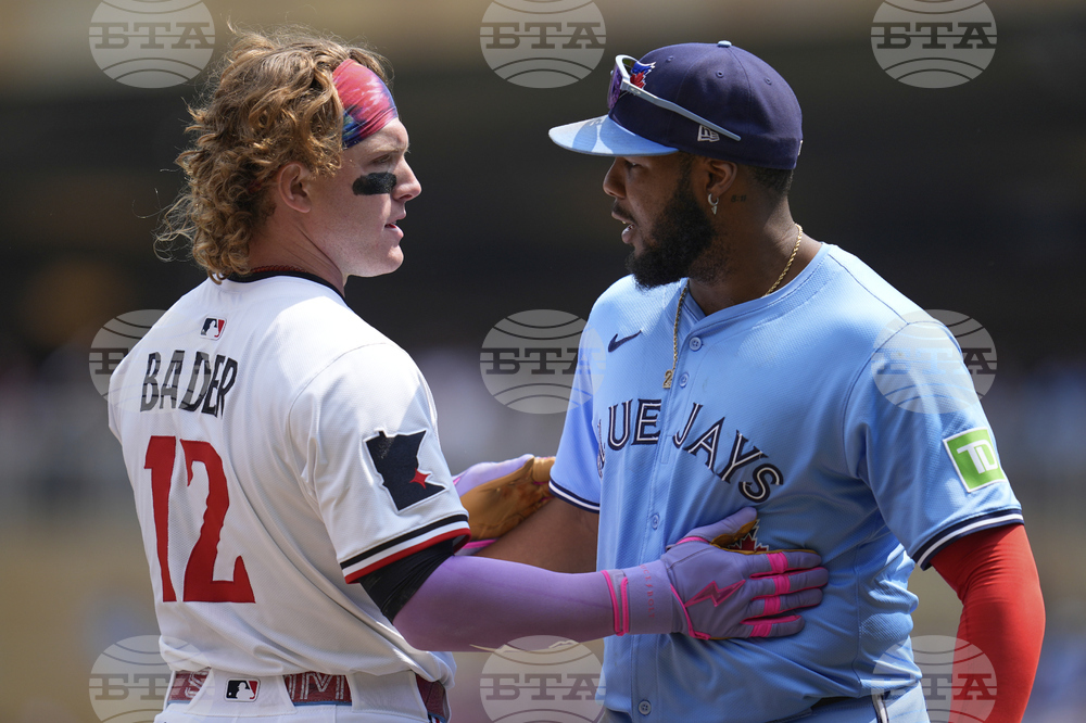 Blue Jays Twins Baseball