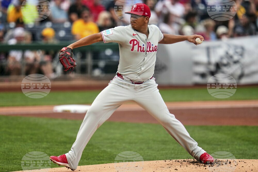 Phillies Pirates Baseball
