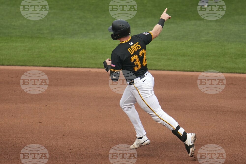 Phillies Pirates Baseball