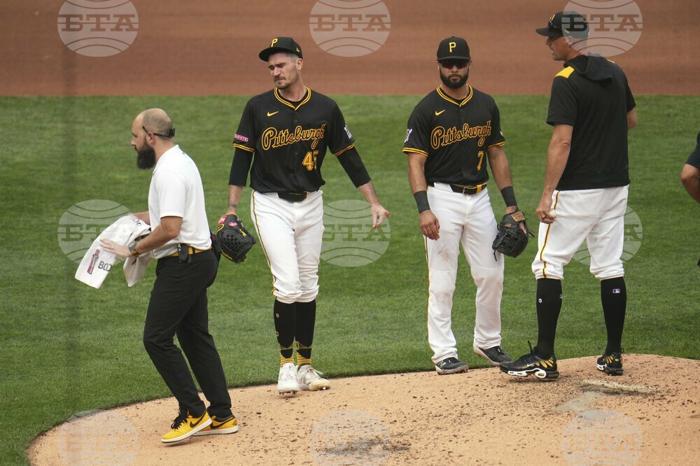 Phillies Pirates Baseball