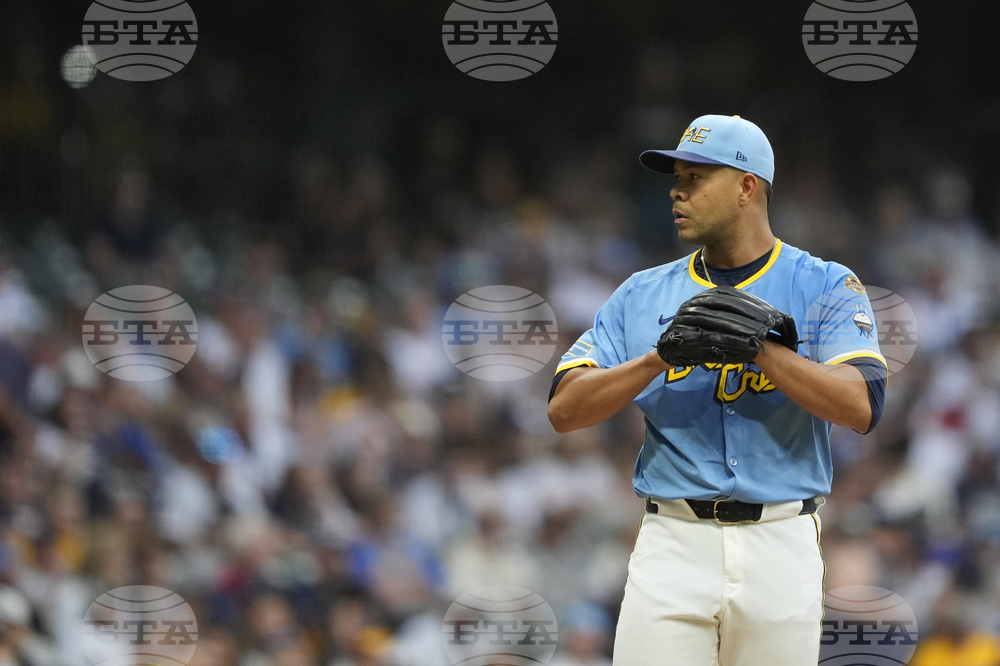 CORRECTION Padres Brewers Baseball