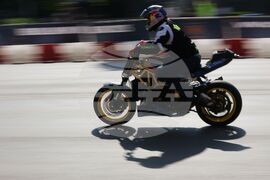 Автомобилно събитие Red Bull Showrun Sofia - тренировка