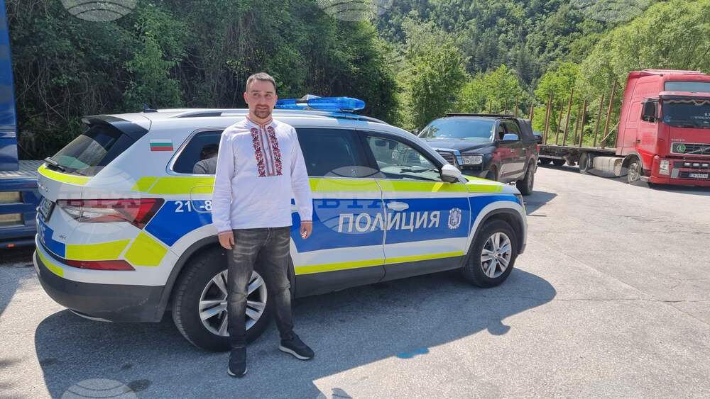 Връчиха призовка на Тодор Батков - син след премахването на загражденията на българо-гръцката граница