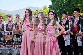 Казанлък - Празник на розата - розобер