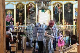 Ямбол - храм „Света Троица" - литургия