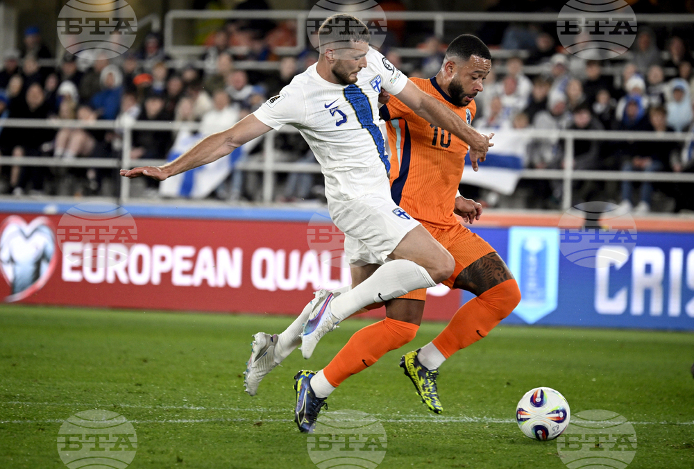 CORRECTION Finland Netherlands WCup Soccer