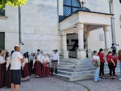 Търговище - Празници на женските и девическите хорове - концерт