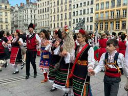 Франция - „Голямото хоро“ - фолклорна инициатива