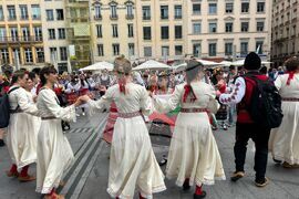 Франция - „Голямото хоро“ - фолклорна инициатива