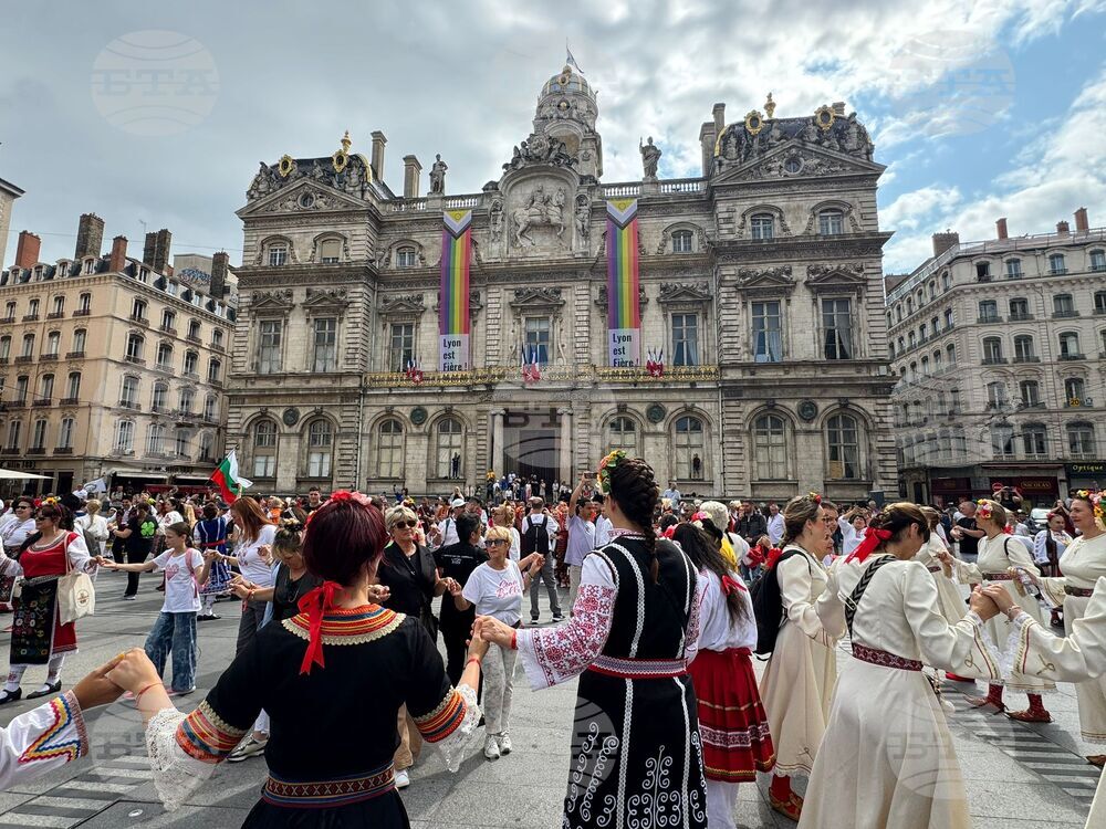 Франция - „Голямото хоро“ - фолклорна инициатива