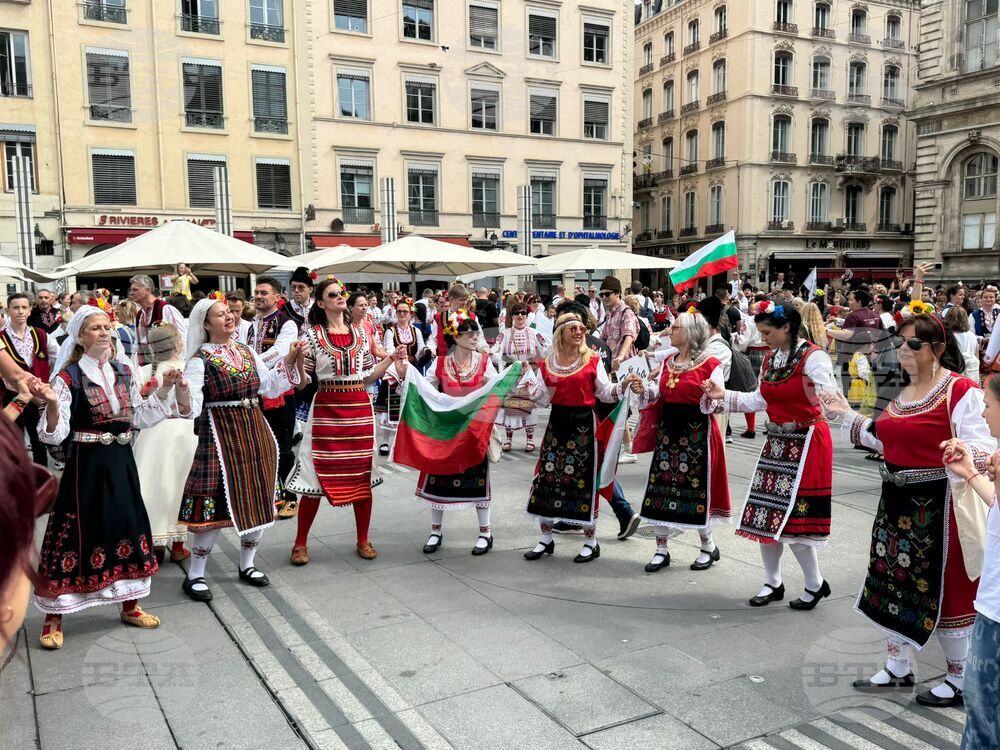 Франция - „Голямото хоро“ - фолклорна инициатива