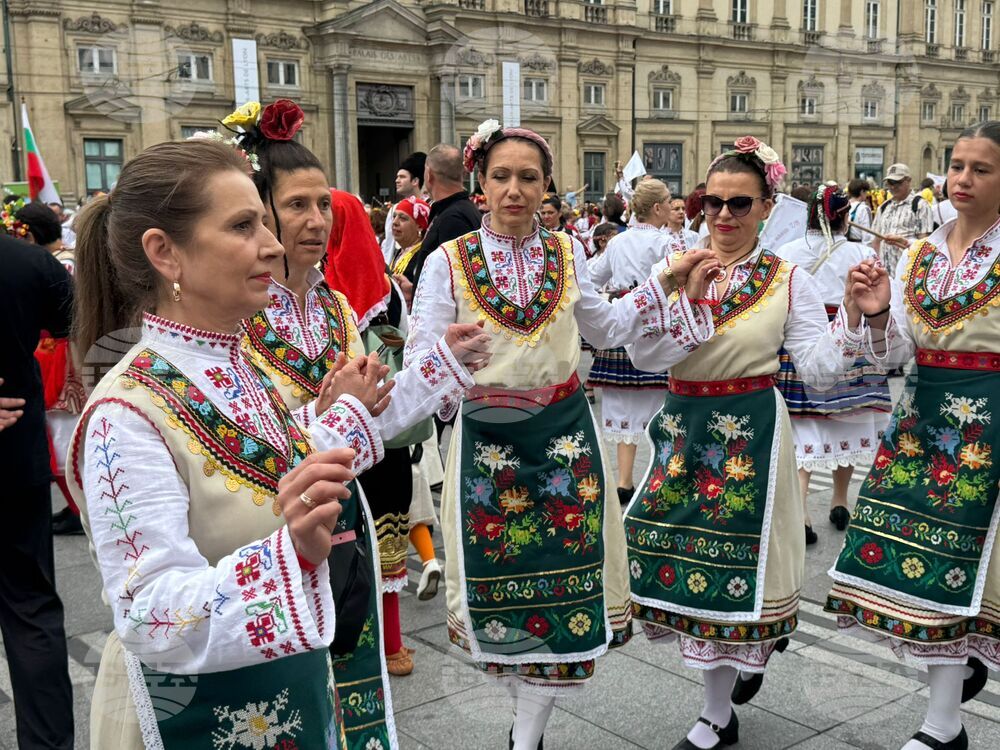 Франция - „Голямото хоро“ - фолклорна инициатива