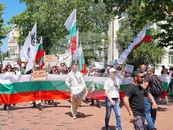 Варна - протестно шествие - евро