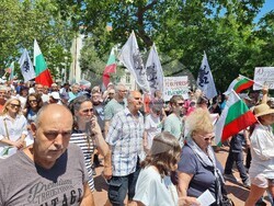 Варна - протестно шествие - евро