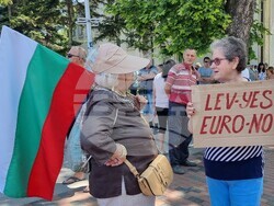 Варна - протестно шествие - евро
