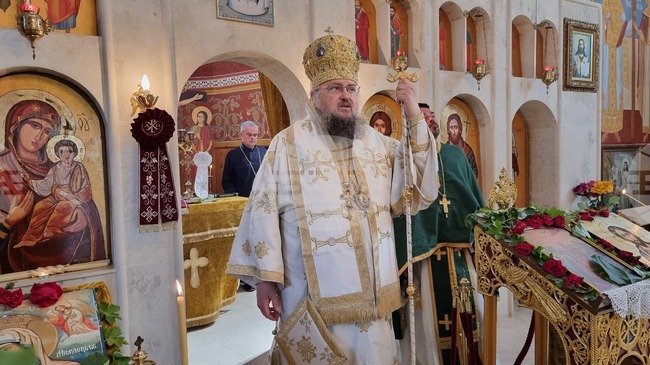 На този ден се основава Църквата Христова, посочи в проповедта си Врачанският митрополит Григорий