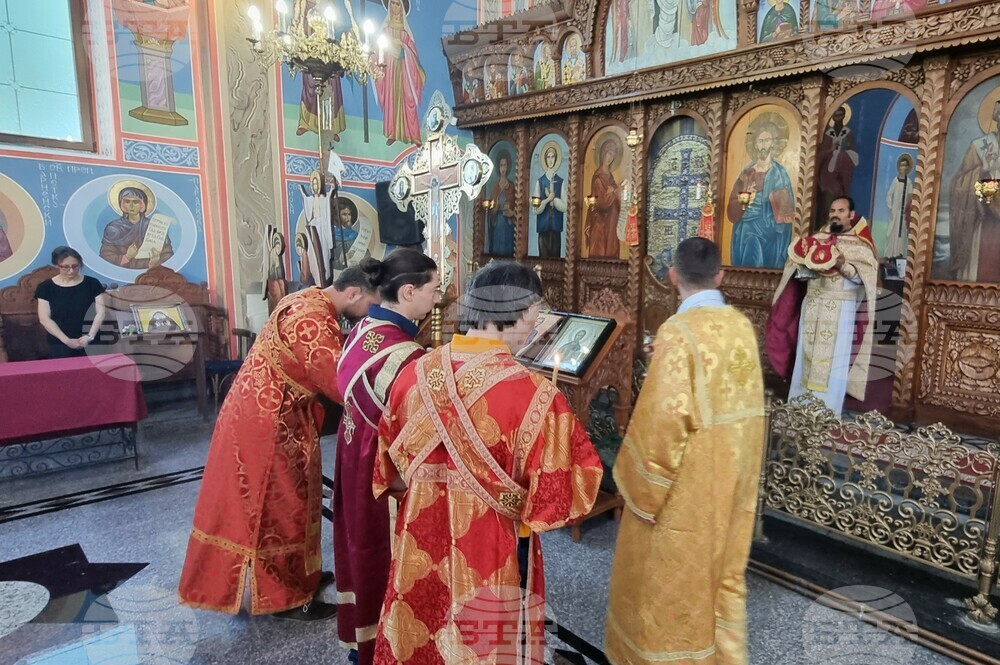 Шумен - неделна служба