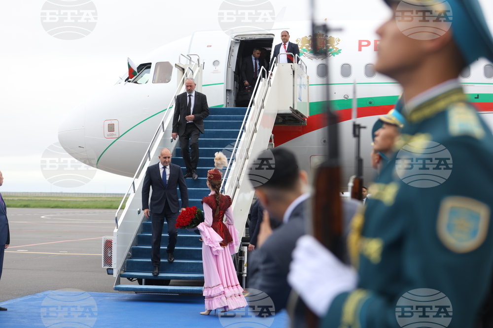 Казахстан - Румен Радев - посрещане