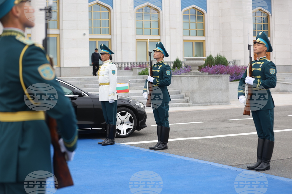 Казахстан - президент - посрещане