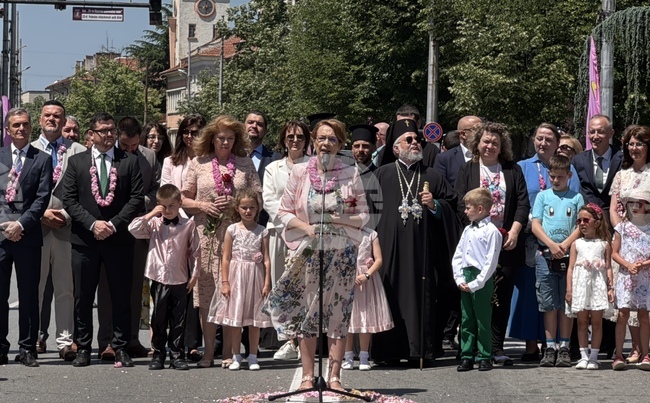 Разкажете приказката за Казанлък и отново се върнете, за да продължим да я пишем до безкрай, каза кметът Галина Стоянова
