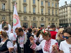 Франция - „Голямото хоро“ - фолклорна инициатива