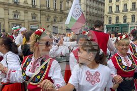 Франция - „Голямото хоро“ - фолклорна инициатива