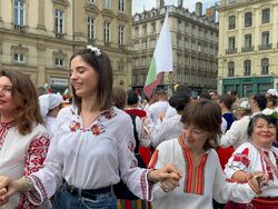 Франция - „Голямото хоро“ - фолклорна инициатива