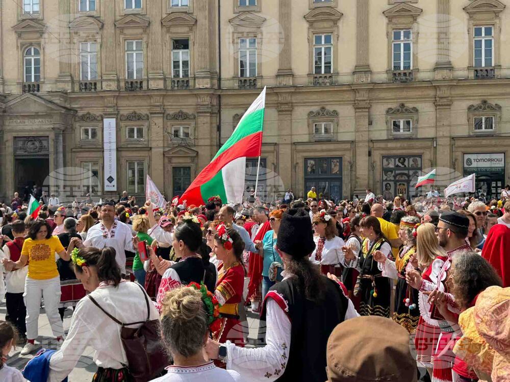 Франция - „Голямото хоро“ - фолклорна инициатива