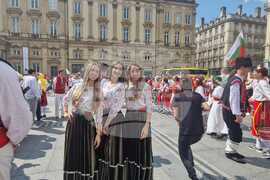 Франция - „Голямото хоро“ - фолклорна инициатива