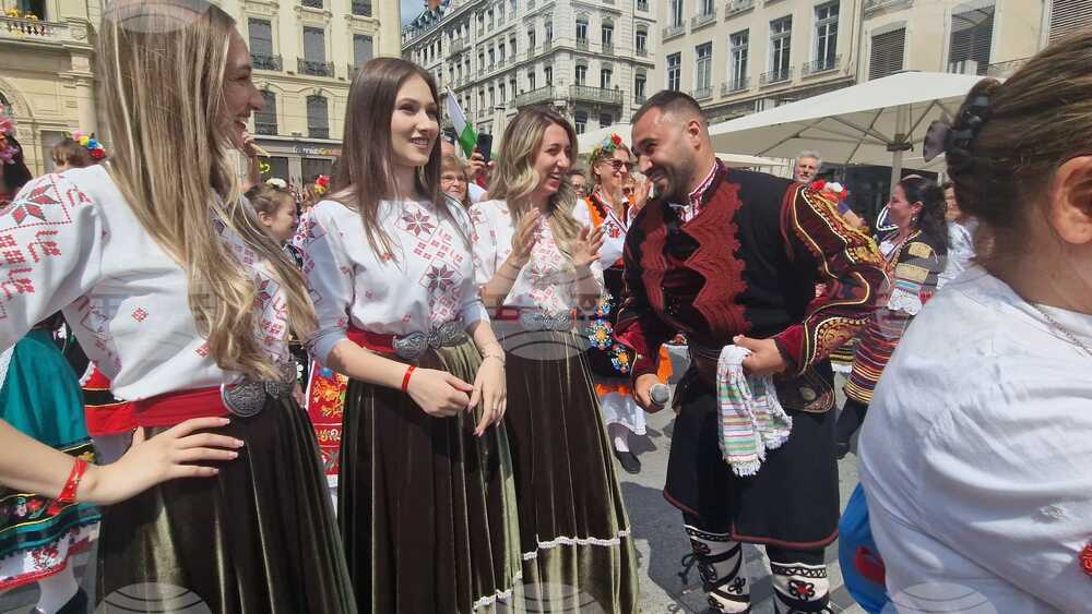 Франция - „Голямото хоро“ - фолклорна инициатива